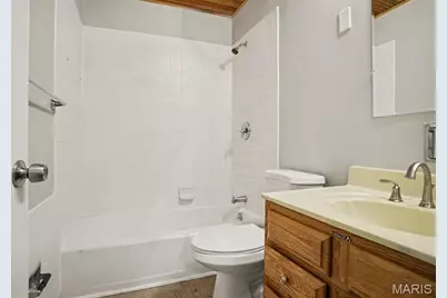 7430 Sir Lords Lane, Hazelwood, MO 63042 - Photo 11