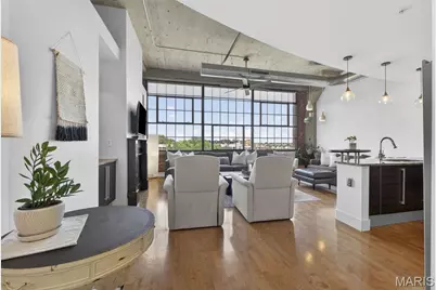 4100 Forest Park Avenue #403, Saint Louis, MO 63108 - Photo 5