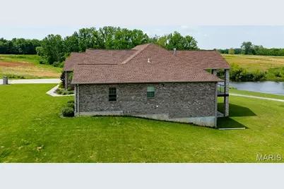 52800 Norwoods Lake Place, Hannibal, MO 63401 - Photo 57