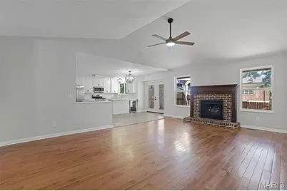 846 Molloy Drive, O'Fallon, MO 63366 - Photo 5
