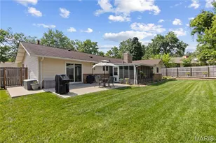 486 Ironwood Dr, Ballwin, MO 63011 - Photo 31