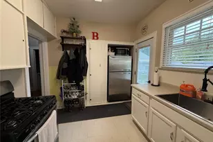 2702 Hubbard St, Hannibal, MO 63401 - Photo 9