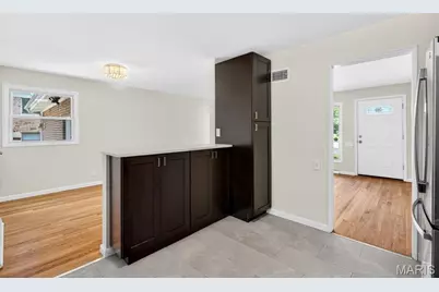 1365 Zurich Drive, Florissant, MO 63031 - Photo 13