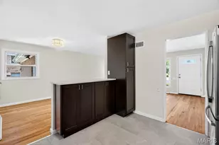 1365 Zurich Dr, Florissant, MO 63031 - Photo 13