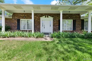 213 Dardenne Farms Dr, Saint Charles, MO 63304 - Photo 5