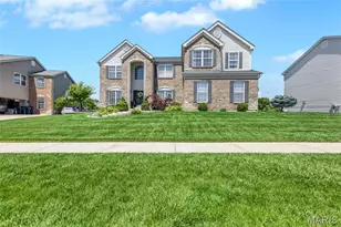 7107 Whisper Creek Dr, Wentzville, MO 63385 - Photo 3