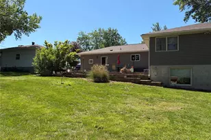 727 Cordes St, O'Fallon, MO 63366 - Photo 3