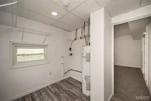 607 Majesty Ct, Unincorporated, MO 63125 - Photo 9