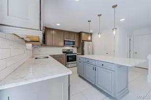 1019 Treeshade Dr, Saint Peters, MO 63376 - Photo 17