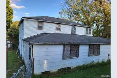 1112 1/2 Hickam, Boonville, MO 65233 - Photo 3