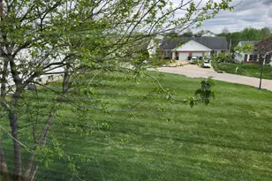 1615 Summergate Pkwy, Saint Peters, MO 63303 - Photo 3