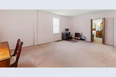 8620 Florence Avenue, Saint Louis, MO 63144 - Photo 11