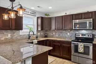 443 Prairie Creek Dr, Wentzville, MO 63385 - Photo 15