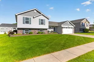 443 Prairie Creek Dr, Wentzville, MO 63385 - Photo 35
