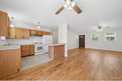 9668 Amona Court, Affton, MO 63123 - Photo 5