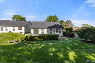 10140 Shapfield Ln, Affton, MO 63123 - Photo 33