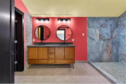 1034 S Kingshighway Boulevard, Saint Louis, MO 63110 - Photo 29