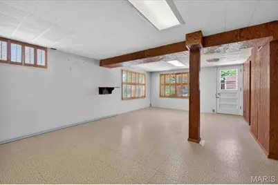 9909 Chantenay Drive, Saint Louis, MO 63123 - Photo 13