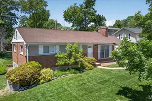 9909 Chantenay Dr, Saint Louis, MO 63123 - Photo 55