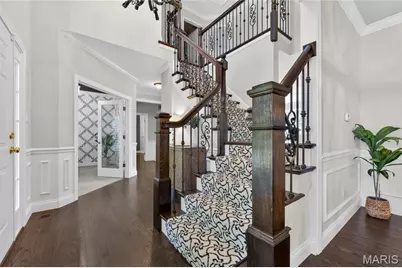 5568 Hennsley Circle, Weldon Spring, MO 63304 - Photo 9