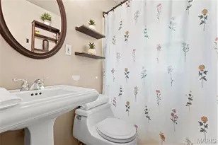 9557 Cantwell Dr, Affton, MO 63123 - Photo 25