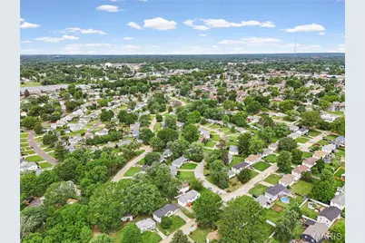 9557 Cantwell Drive, Affton, MO 63123 - Photo 45