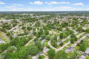 9557 Cantwell Dr, Affton, MO 63123 - Photo 45