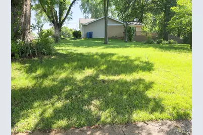 660 Herbst Drive, Florissant, MO 63031 - Photo 29