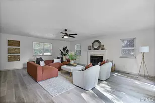 660 Herbst Dr, Florissant, MO 63031 - Photo 3