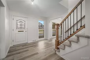 11584 New London Dr, Saint Louis, MO 63141 - Photo 7
