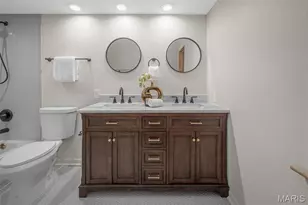 11584 New London Dr, Saint Louis, MO 63141 - Photo 41