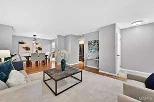 4723 Langtree Dr, Saint Louis, MO 63128 - Photo 5