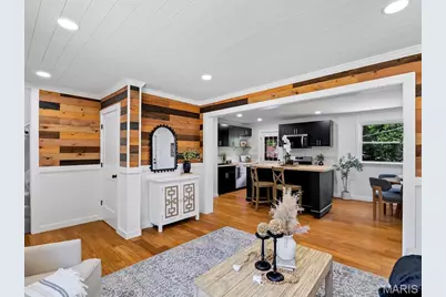 7065 Foxcroft Drive, Saint Louis, MO 63123 - Photo 5
