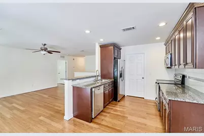 70 Round Table Court, Winfield, MO 63389 - Photo 5
