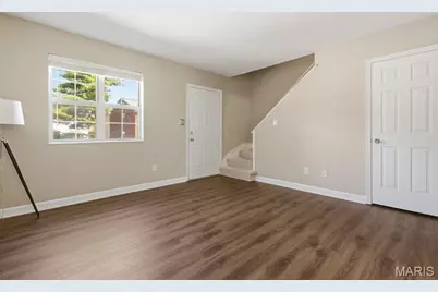 1746 Redbird Cove, Brentwood, MO 63144 - Photo 5