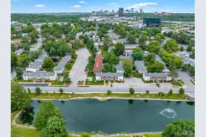 1746 Redbird Cove, Brentwood, MO 63144 - Photo 27