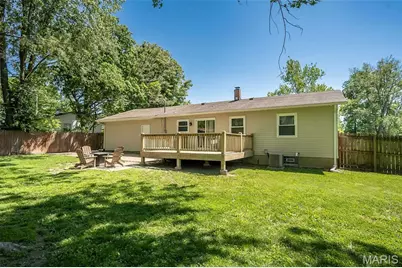 809 Lindell Drive, Ballwin, MO 63011 - Photo 29
