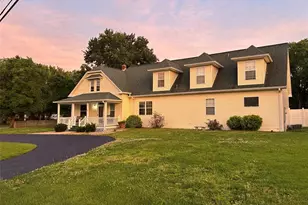 104 W North St, Eureka, MO 63025 - Photo 1