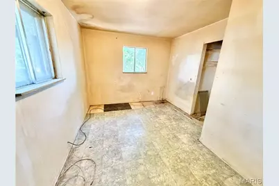1908 Main Drive, High Ridge, MO 63049 - Photo 9