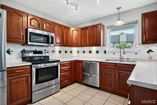 15 Covered Wagon Trail Ct, Saint Peters, MO 63376 - Photo 5