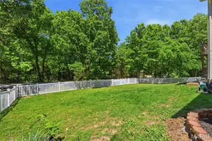 6061 Plantation Dr, Unincorporated, MO 63050 - Photo 5