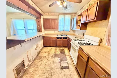 4323 Bingham Avenue, Saint Louis, MO 63116 - Photo 7
