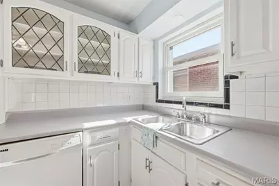 5648 Marquette Avenue, Saint Louis, MO 63139 - Photo 17