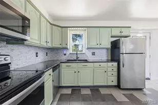 1285 Acredale Dr, Florissant, MO 63033 - Photo 5