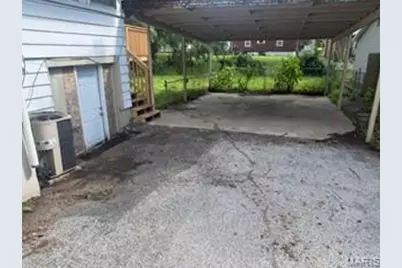 9078 Patrick Drive, Saint Louis, MO 63114 - Photo 3