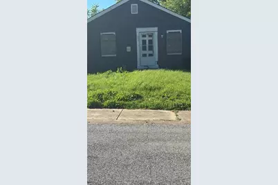 889 Gustav Avenue, Saint Louis, MO 63147 - Photo 1