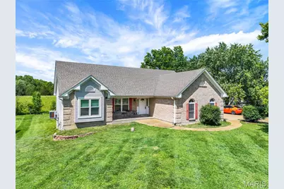215 Candlewick Drive, Pacific, MO 63069 - Photo 1