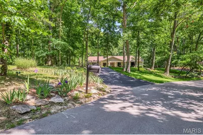 18347 Woodland Meadows Drive, Wildwood, MO 63038 - Photo 9