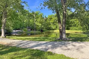 1395 Brownsmill Rd, Elsberry, MO 63343 - Photo 3
