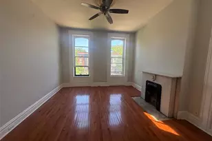 1725 Oregon Pl, Saint Louis, MO 63104 - Photo 9